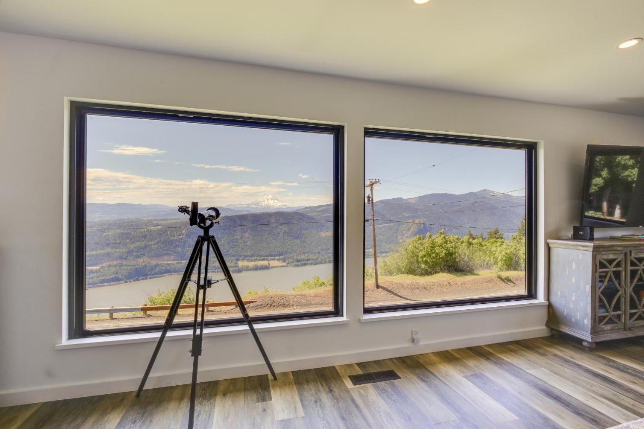 Modern Underwood Home With Deck And Mt Hood Views! Exterior photo